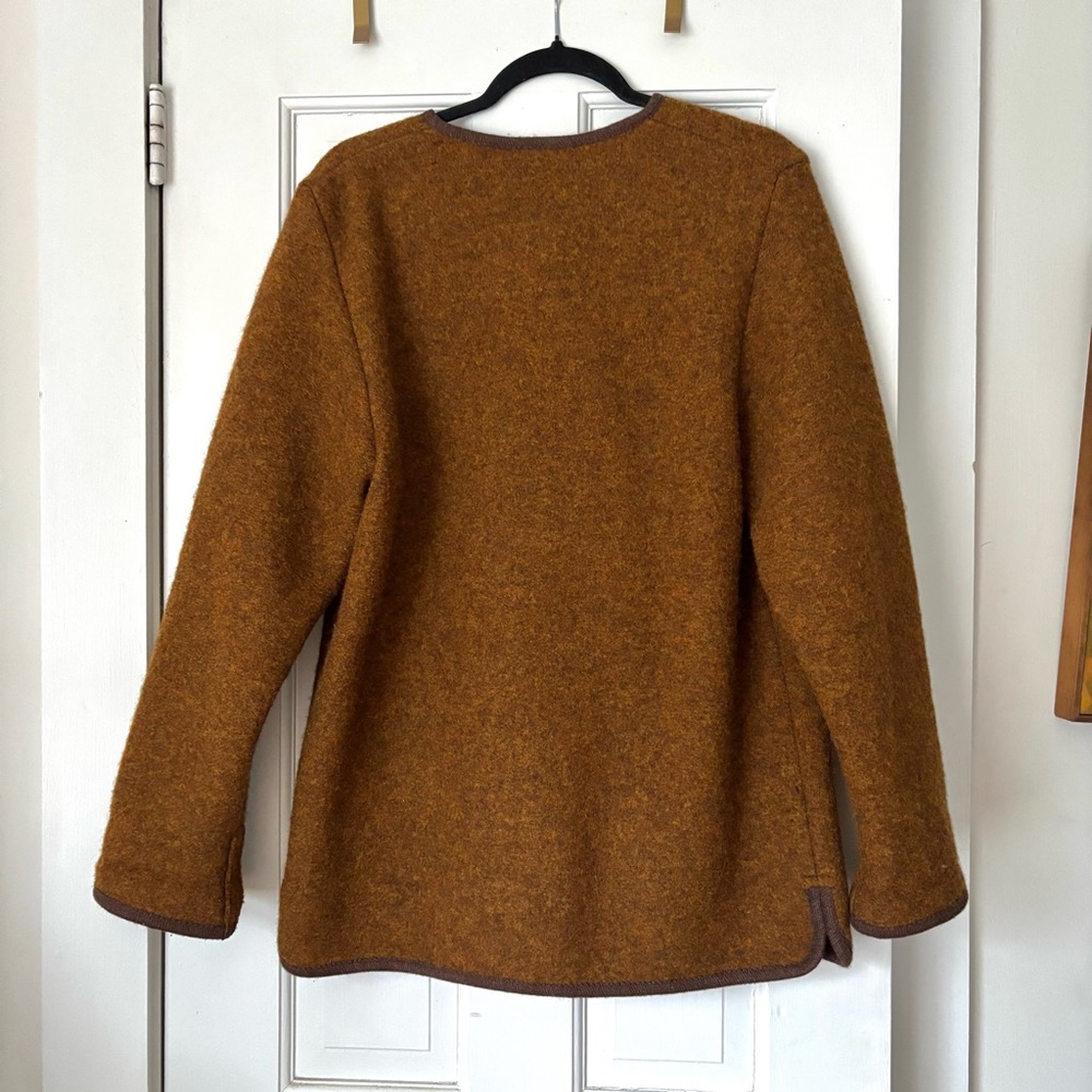 Vintage L.L. Bean 100% Wool Shirt Jacket / Sweater Blazer in Rich Camel Brown - Picture 2 of 6